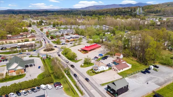 Bennington, VT 05201,203-205 Northside DR