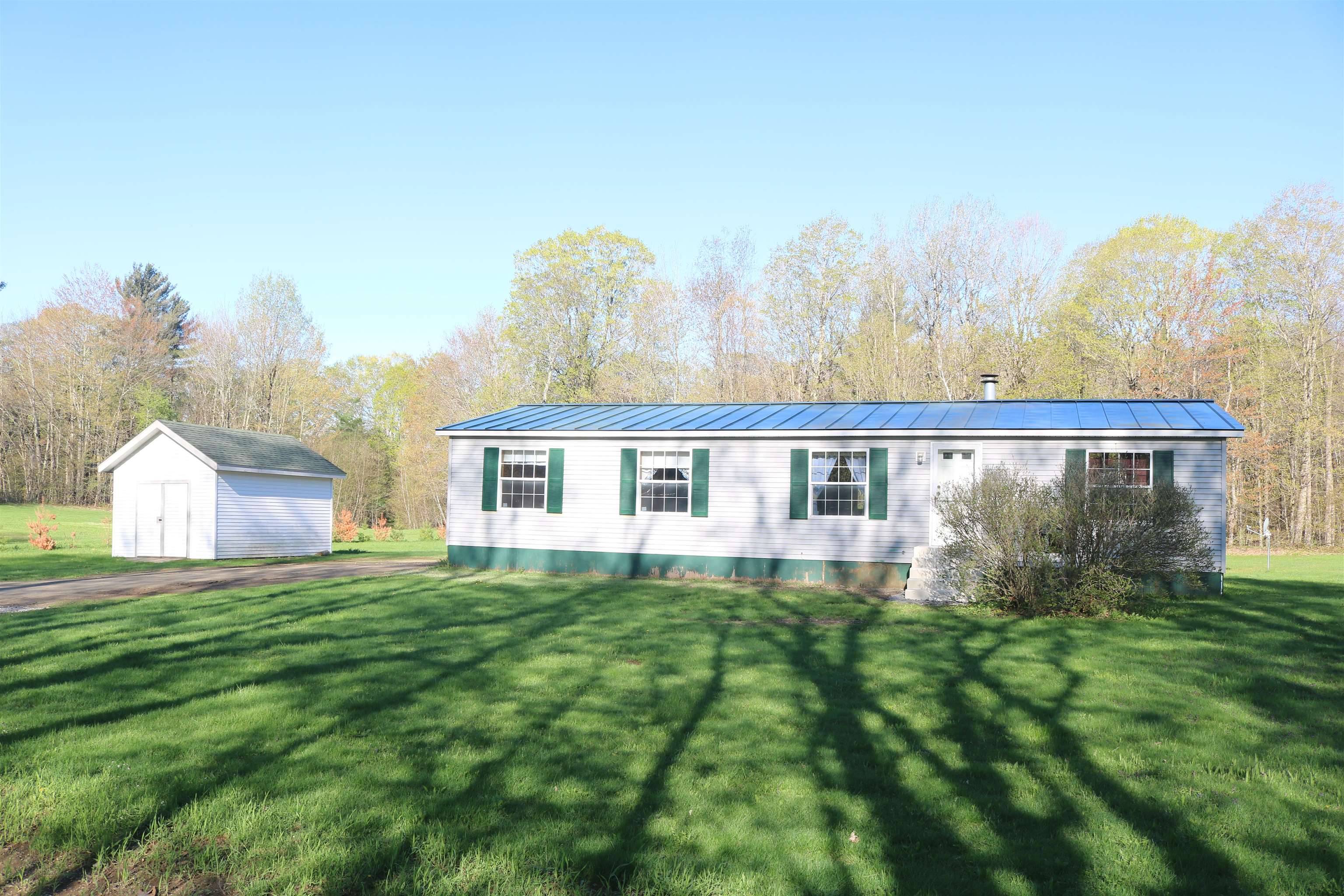 126 Smith ST, Bakersfield, VT 05441