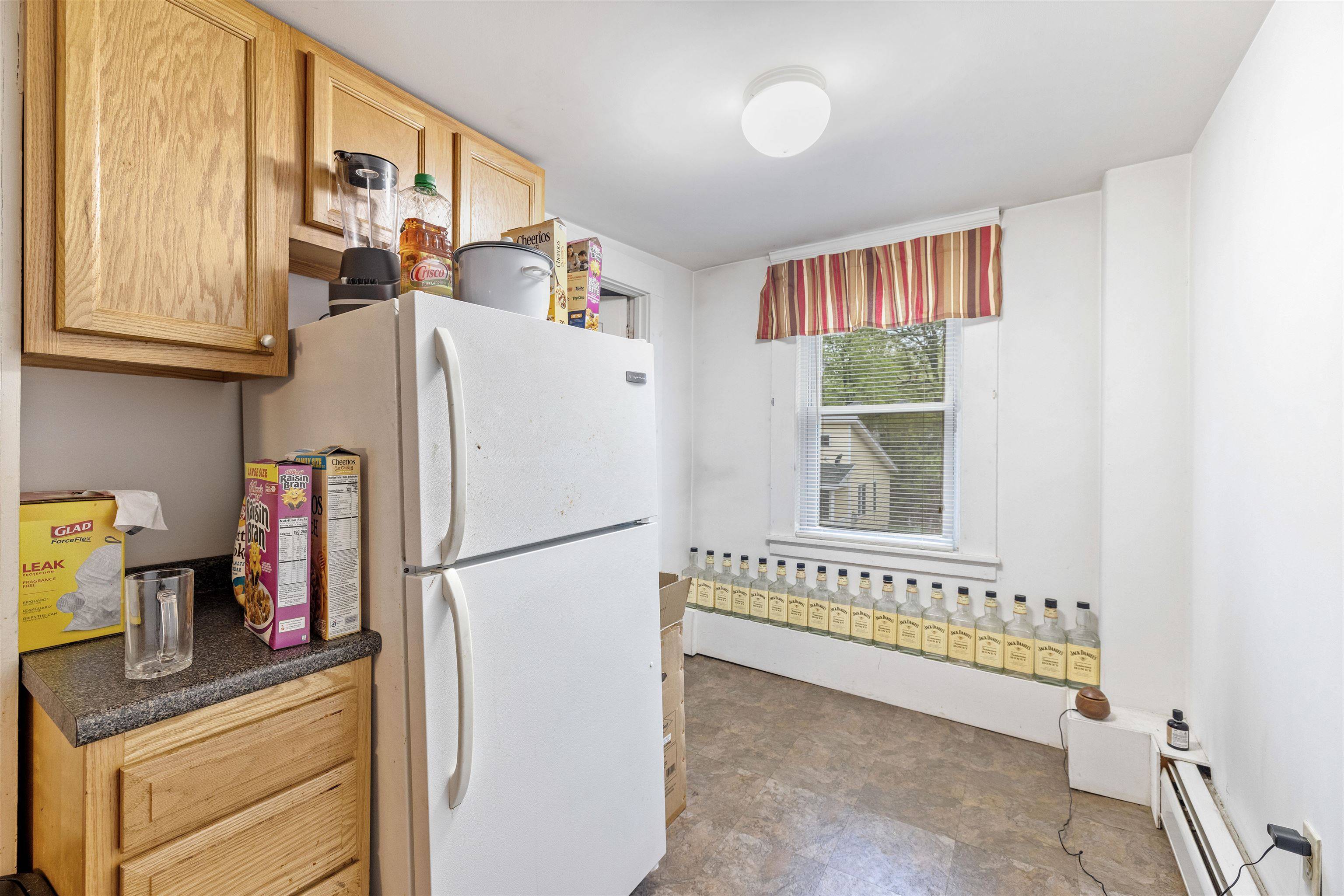 Farmington, NH 03835,536 Main ST