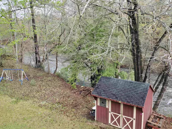 Lebanon, NH 03766,45 Riverside DR