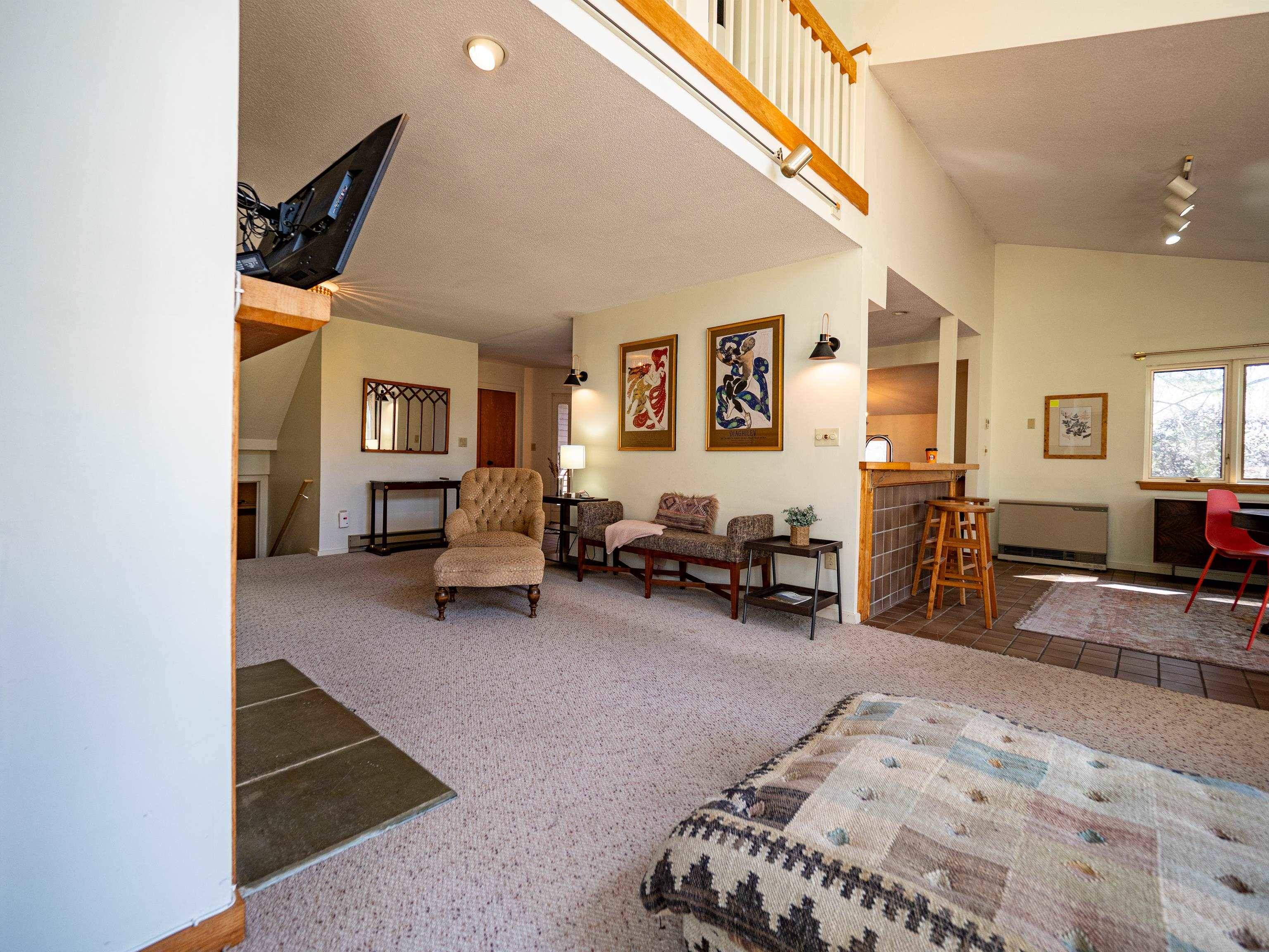 Hartford, VT 05059,3755 Quechee Main ST #11B