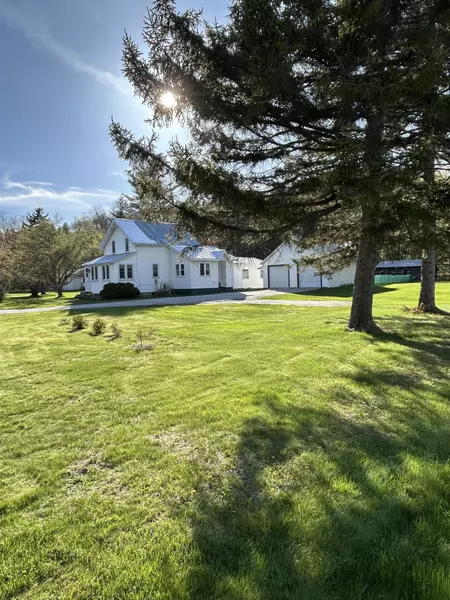 2903 VT Route 107, Stockbridge, VT 05772