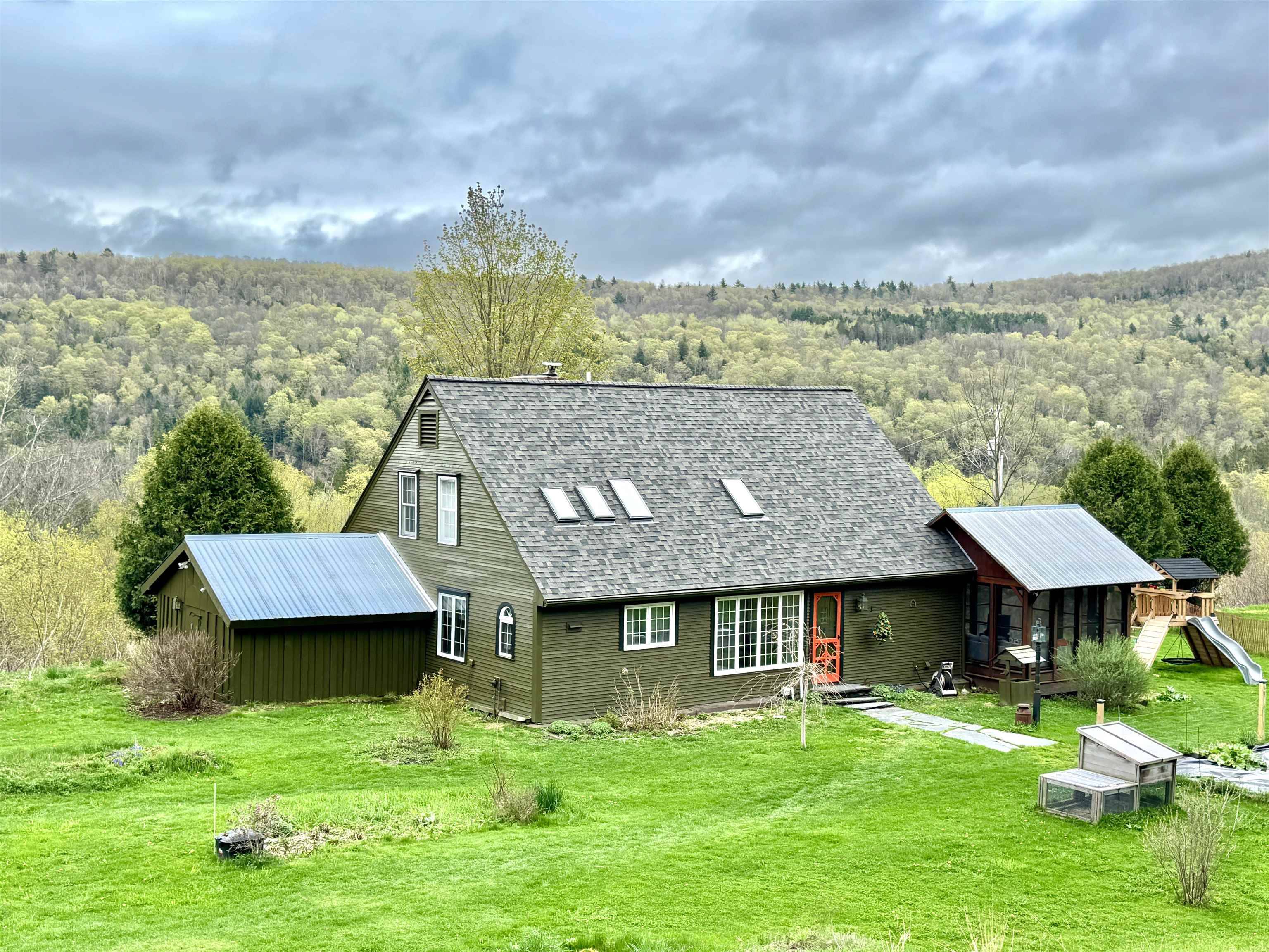 64 Bellemore RD, Northfield, VT 05663
