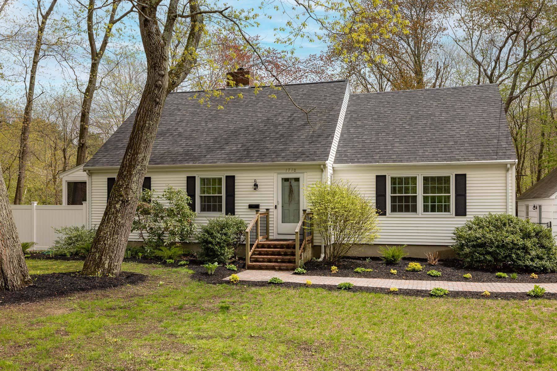 1710 Islington ST, Portsmouth, NH 03801