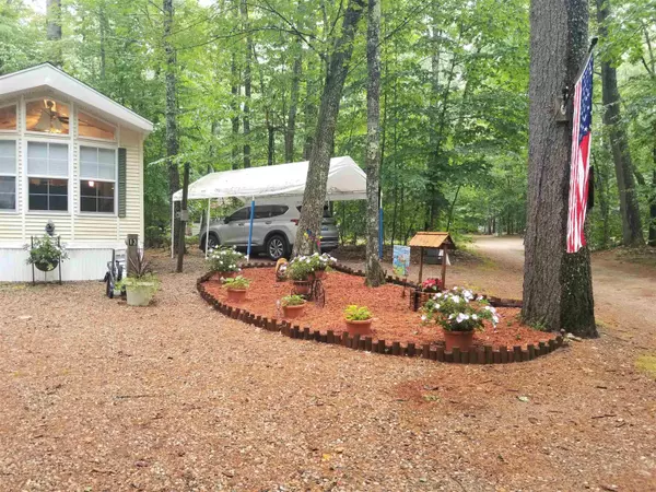 Wakefield, NH 03830,13 Pine RD #13