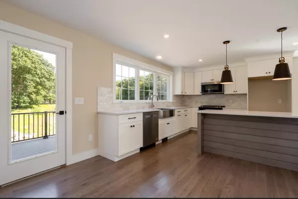 Rye, NH 03870,31 Thompson WAY