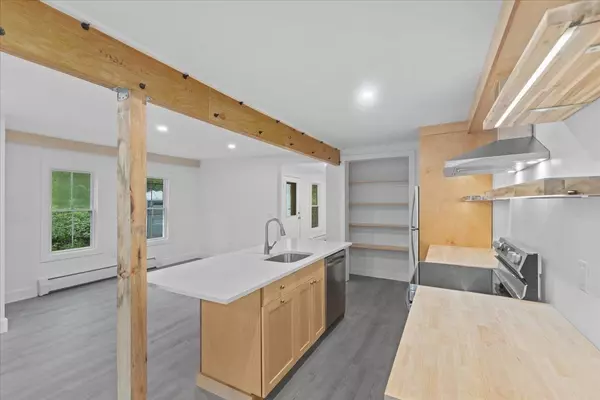 Barre City, VT 05641,23 Bassett ST