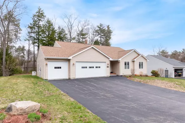 79 Sarah CIR, Laconia, NH 03246