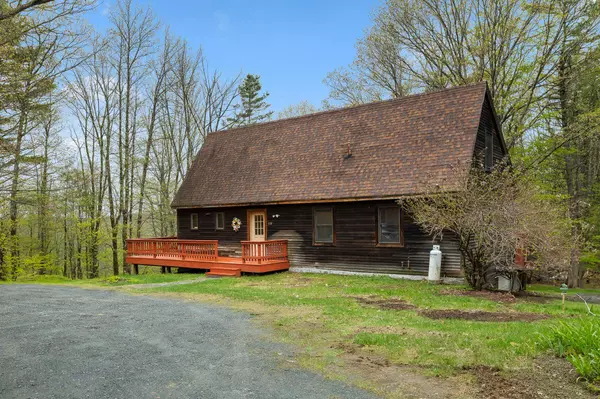 Hartford, VT 05001,1118 Wildlife RD