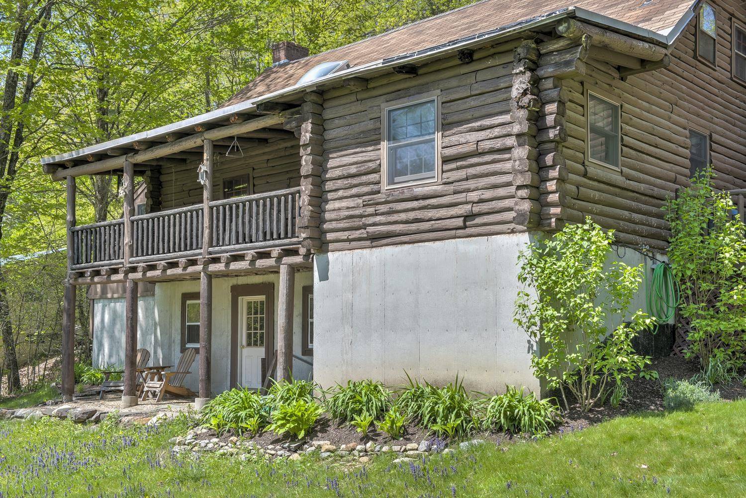 Chesterfield, NH 03466,132 Poocham RD