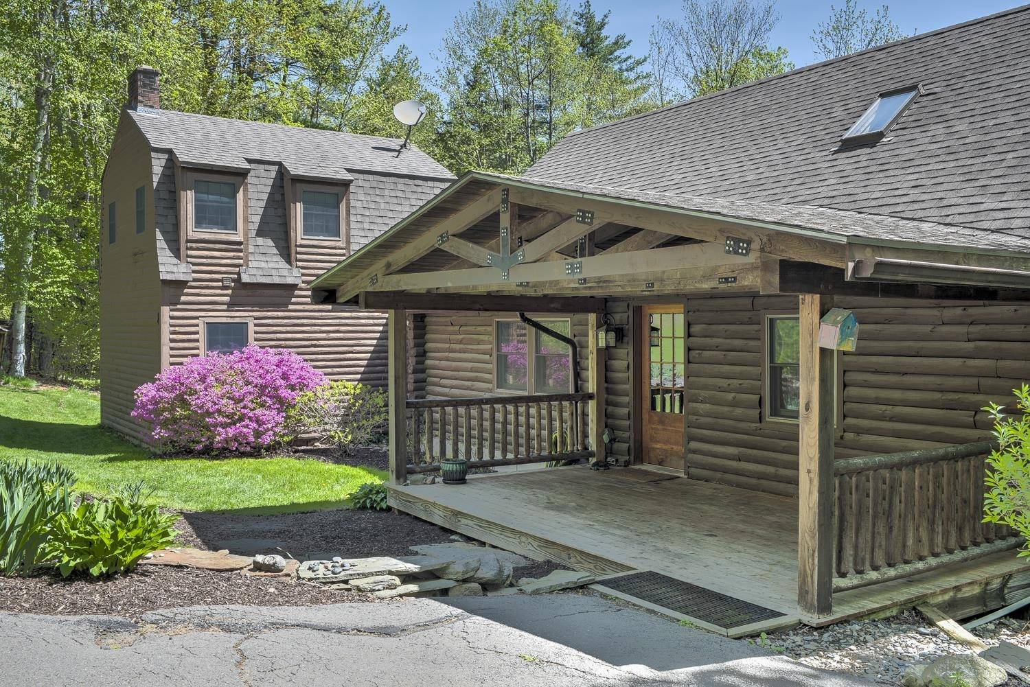 Chesterfield, NH 03466,132 Poocham RD
