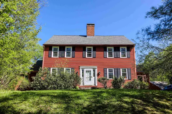 Jaffrey, NH 03452,278 Great RD