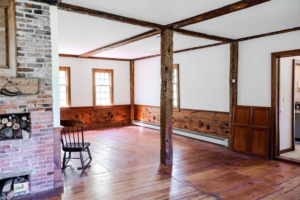 Jaffrey, NH 03452,278 Great RD