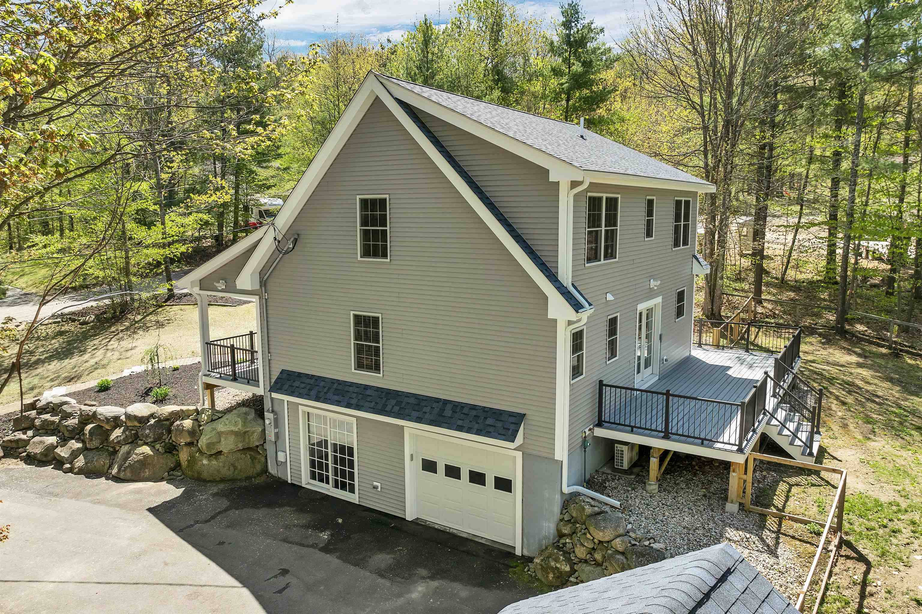 New Durham, NH 03855,34 Saint Moritz DR