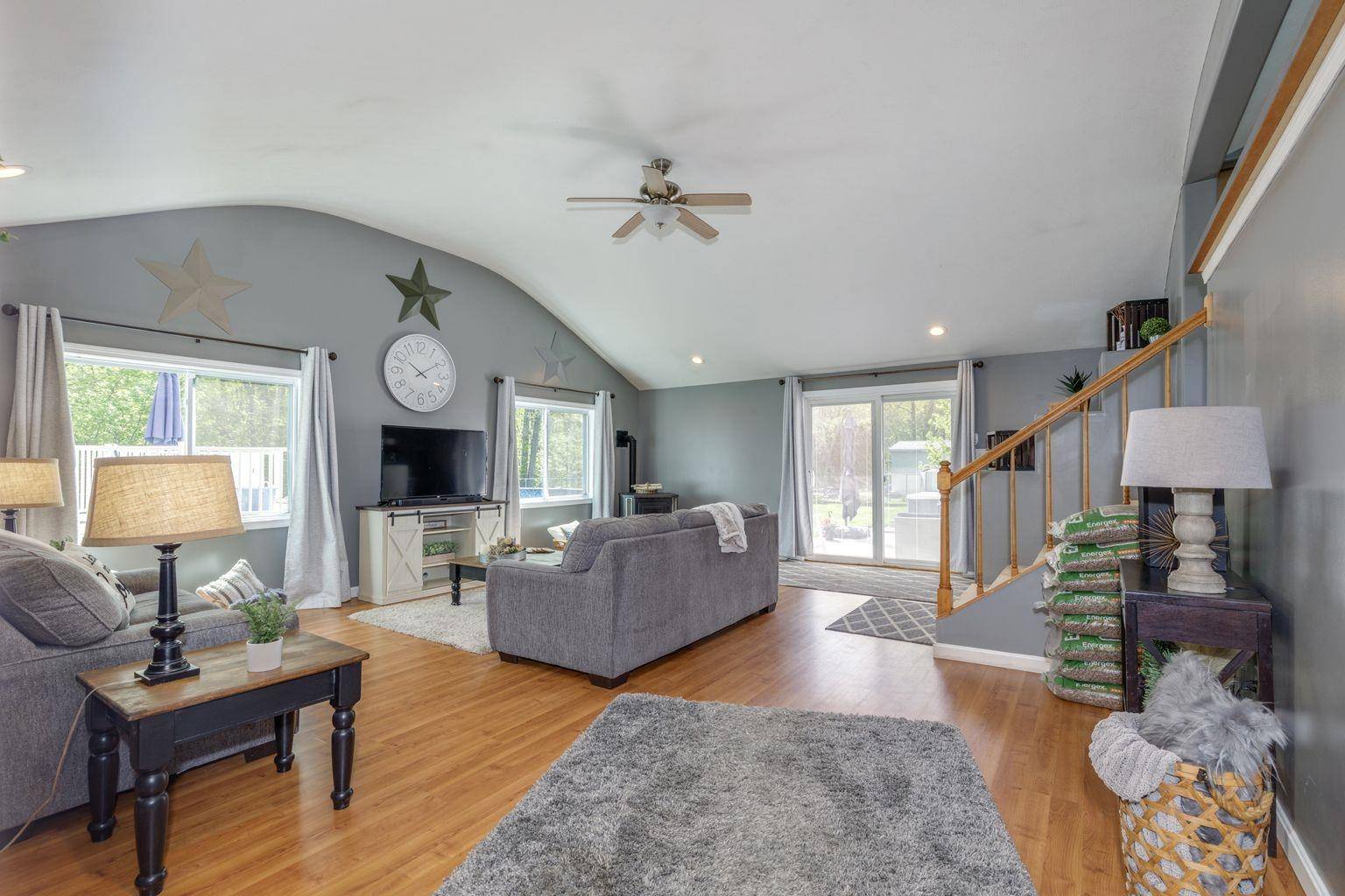 Merrimack, NH 03054,95 Belmont DR