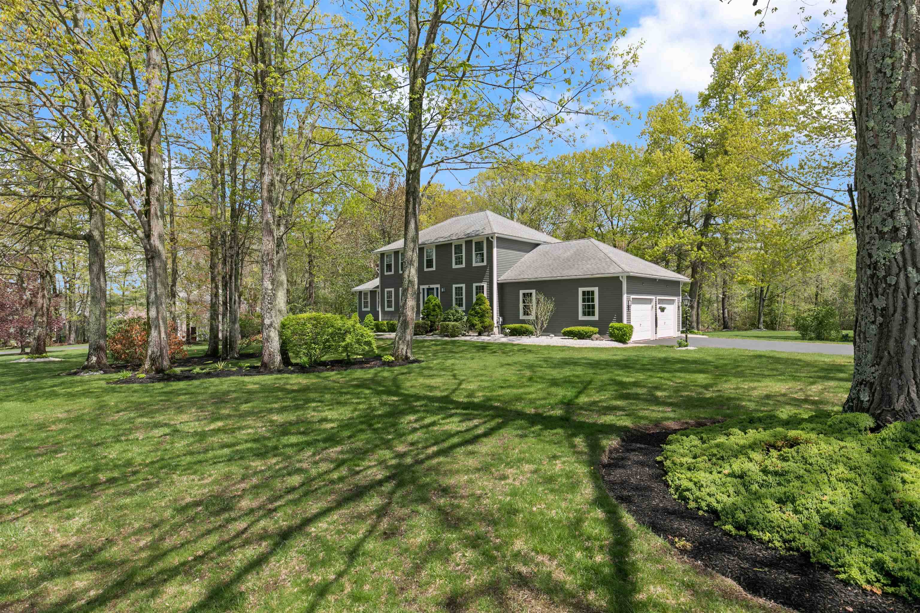 Pelham, NH 03076,9 Katie LN