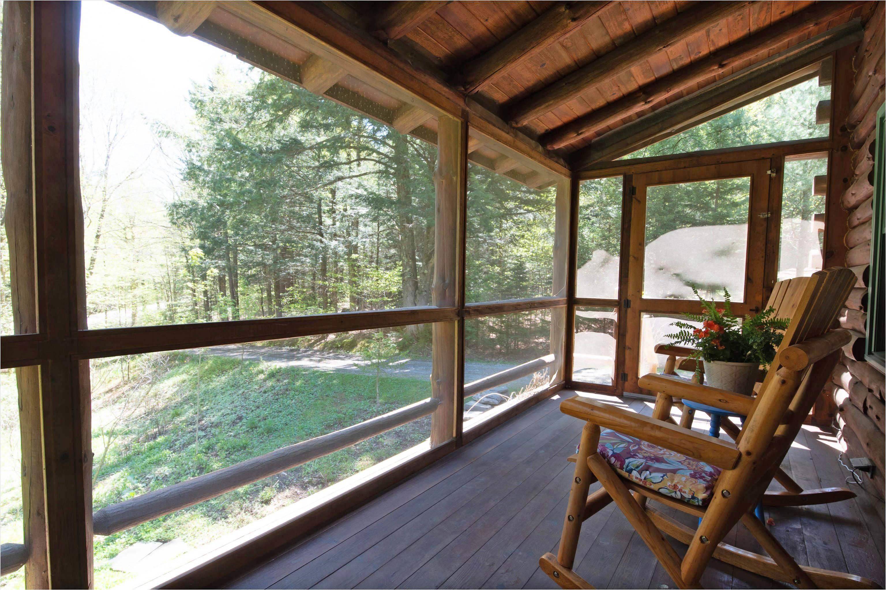Whitingham, VT 05361,1452 Maple Hill LN
