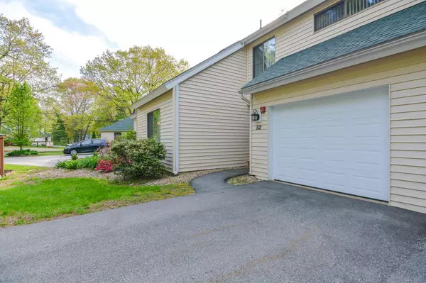 Atkinson, NH 03811,52 Ridgewood DR #14 C