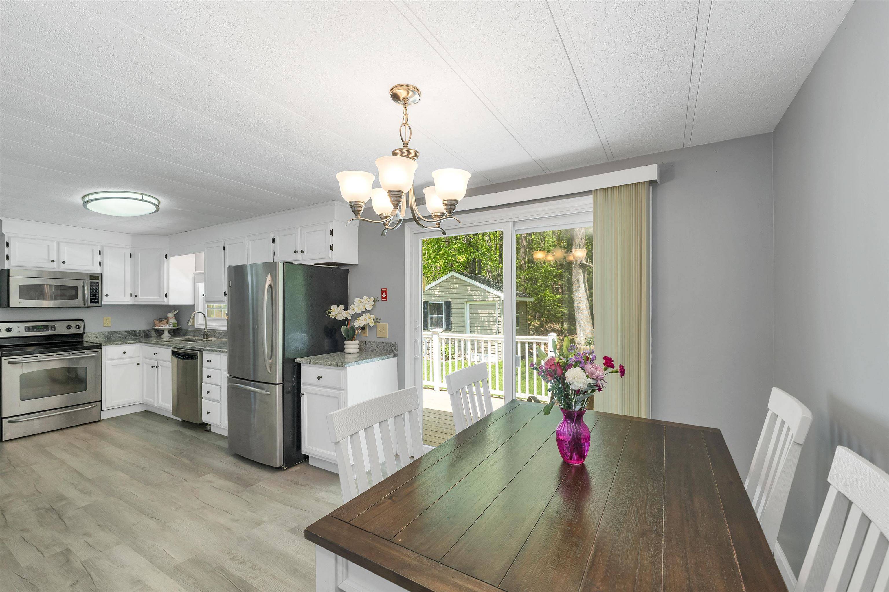 Danville, NH 03819,54 Judith ST