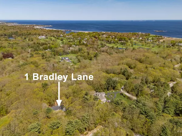 North Hampton, NH 03862,1 Bradley LN