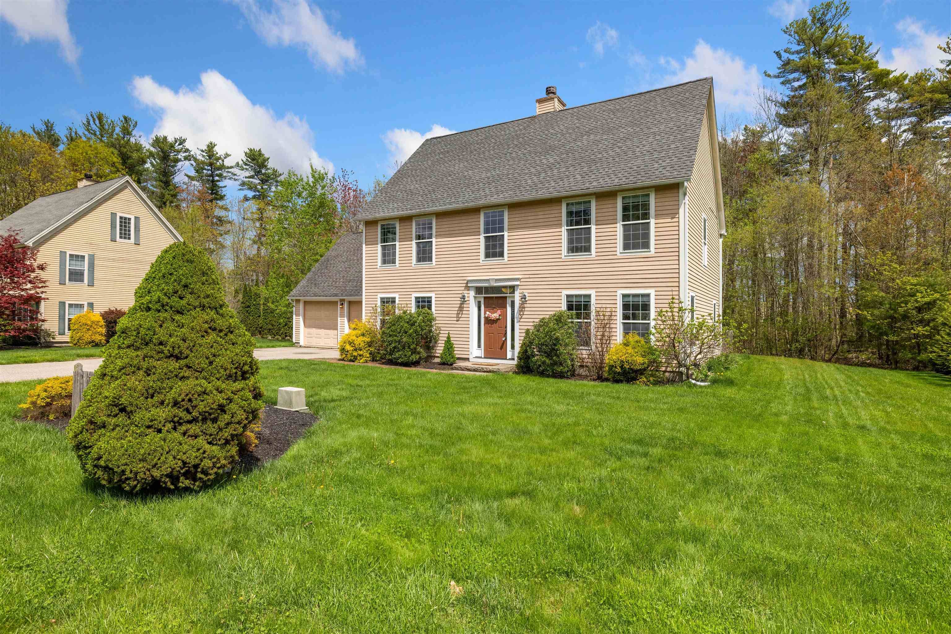Dover, NH 03820,5 Blue Heron DR
