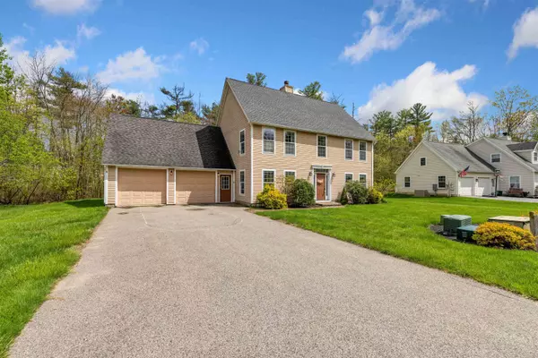 5 Blue Heron DR, Dover, NH 03820
