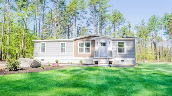 Effingham, NH 03882,873 Green Mountain RD