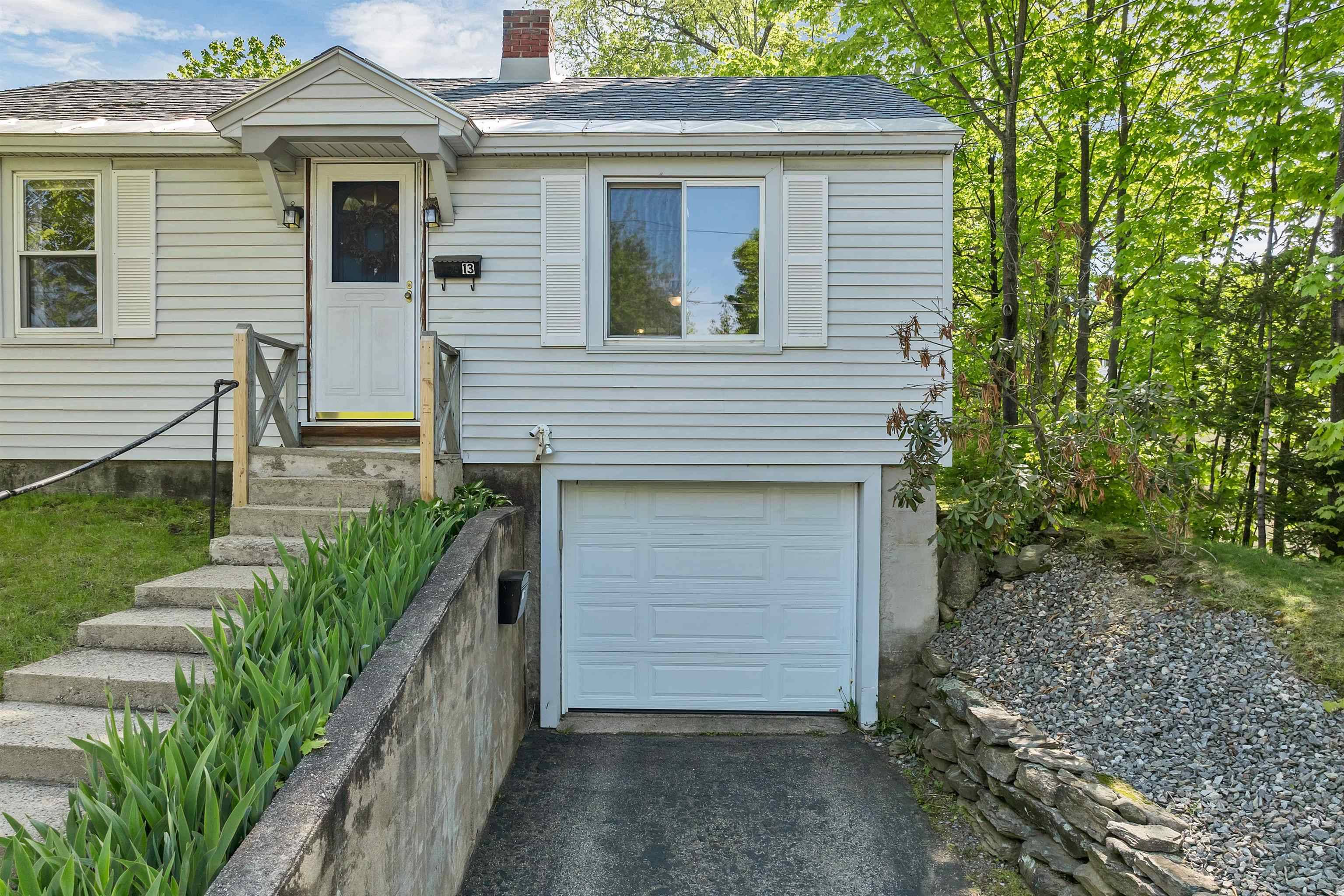 Laconia, NH 03246,13 Isabella ST