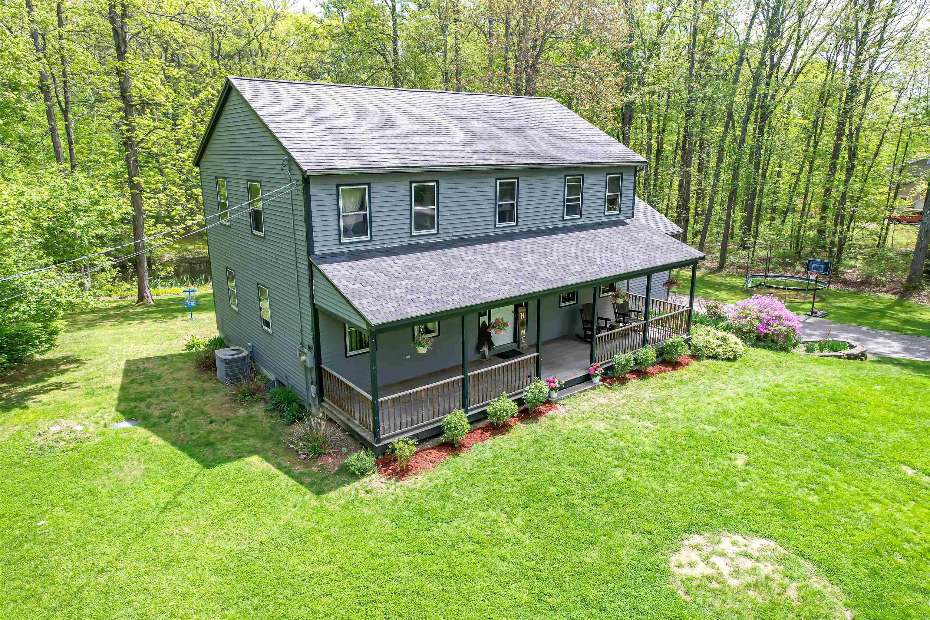 Lee, NH 03861,11 Plumer LN