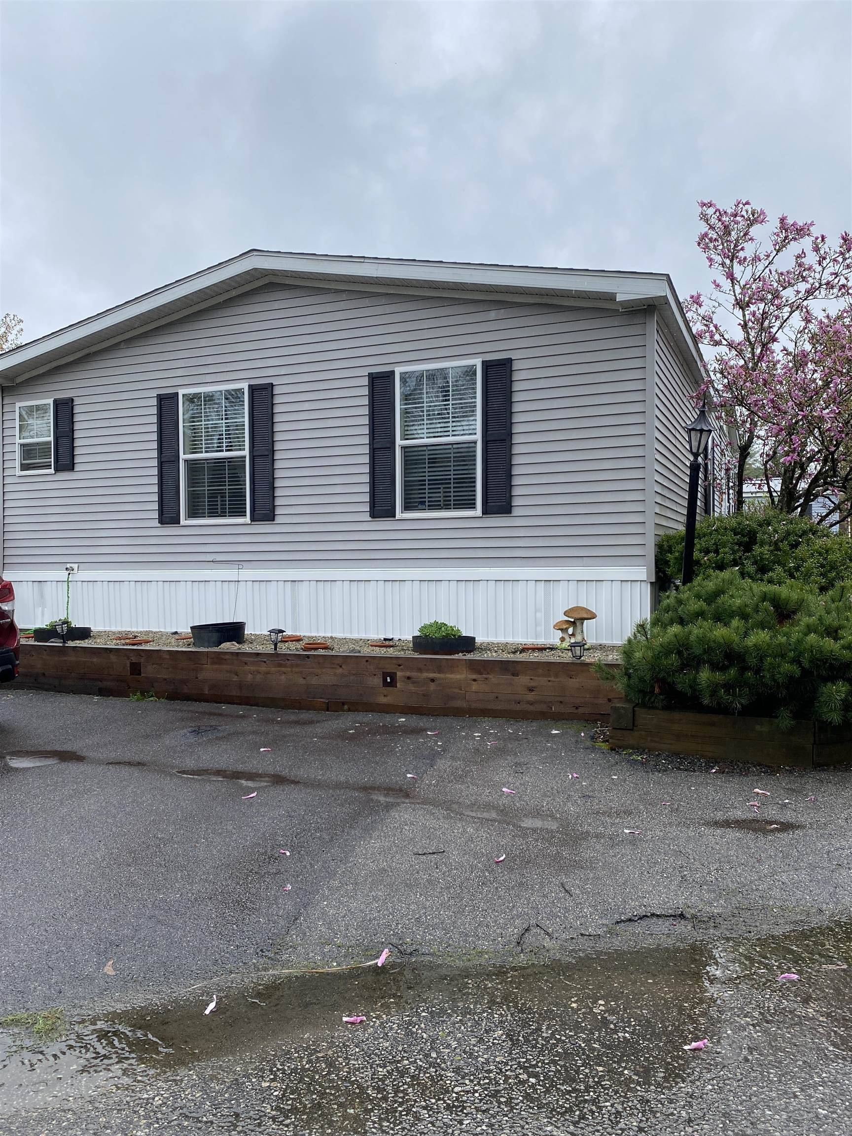 Exeter, NH 03833,7 Sir Lancelot DR