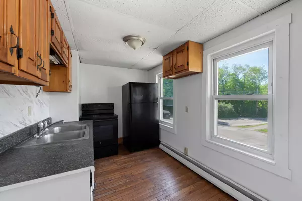 Plymouth, NH 03264,14 Winter ST