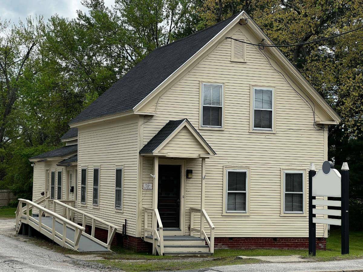 232 Winchester ST, Keene, NH 03431