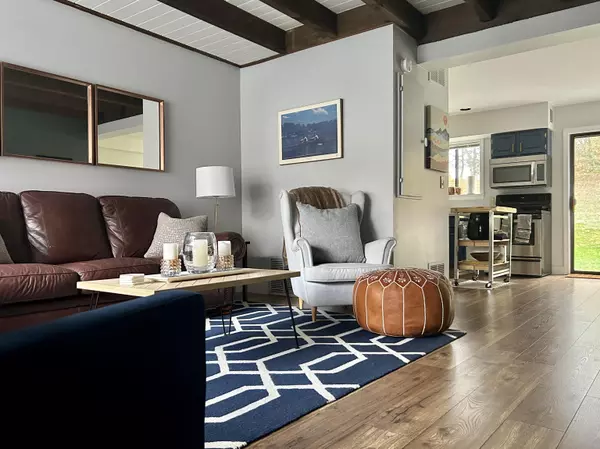 Hartford, VT 05001,133 Colonial DR #303