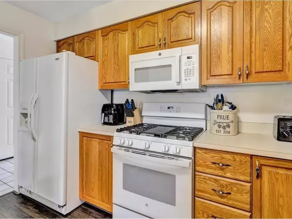 Essex, VT 05452,11 Craftsbury CT #24