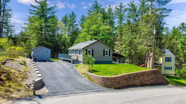 Brentwood, NH 03833,176 Rowell Road W