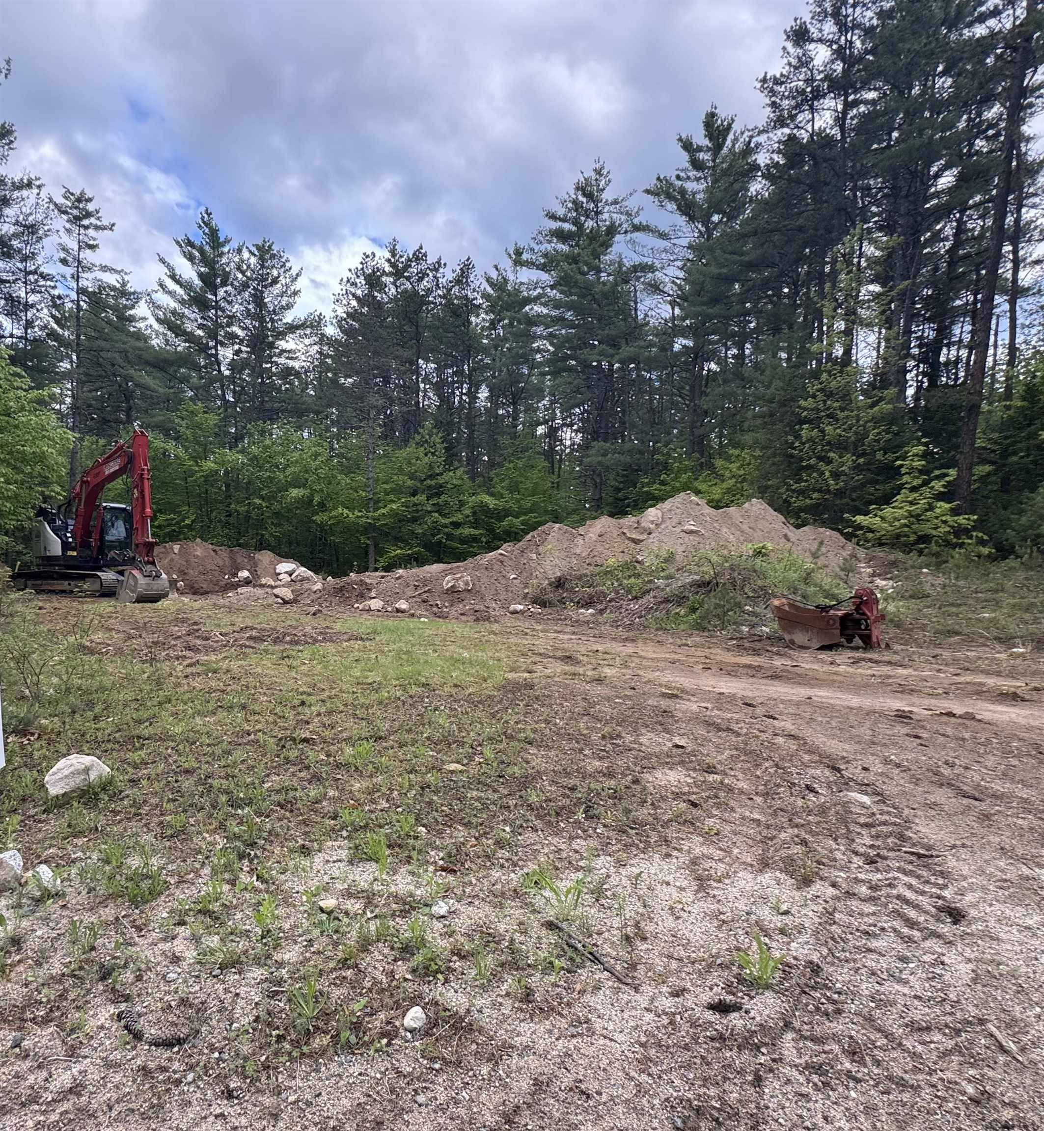 0 Clough RD, Effingham, NH 03882