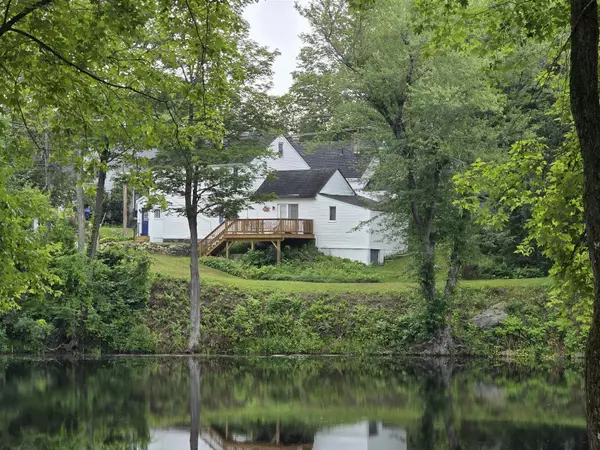 33 Tanner ST, Concord, NH 03303