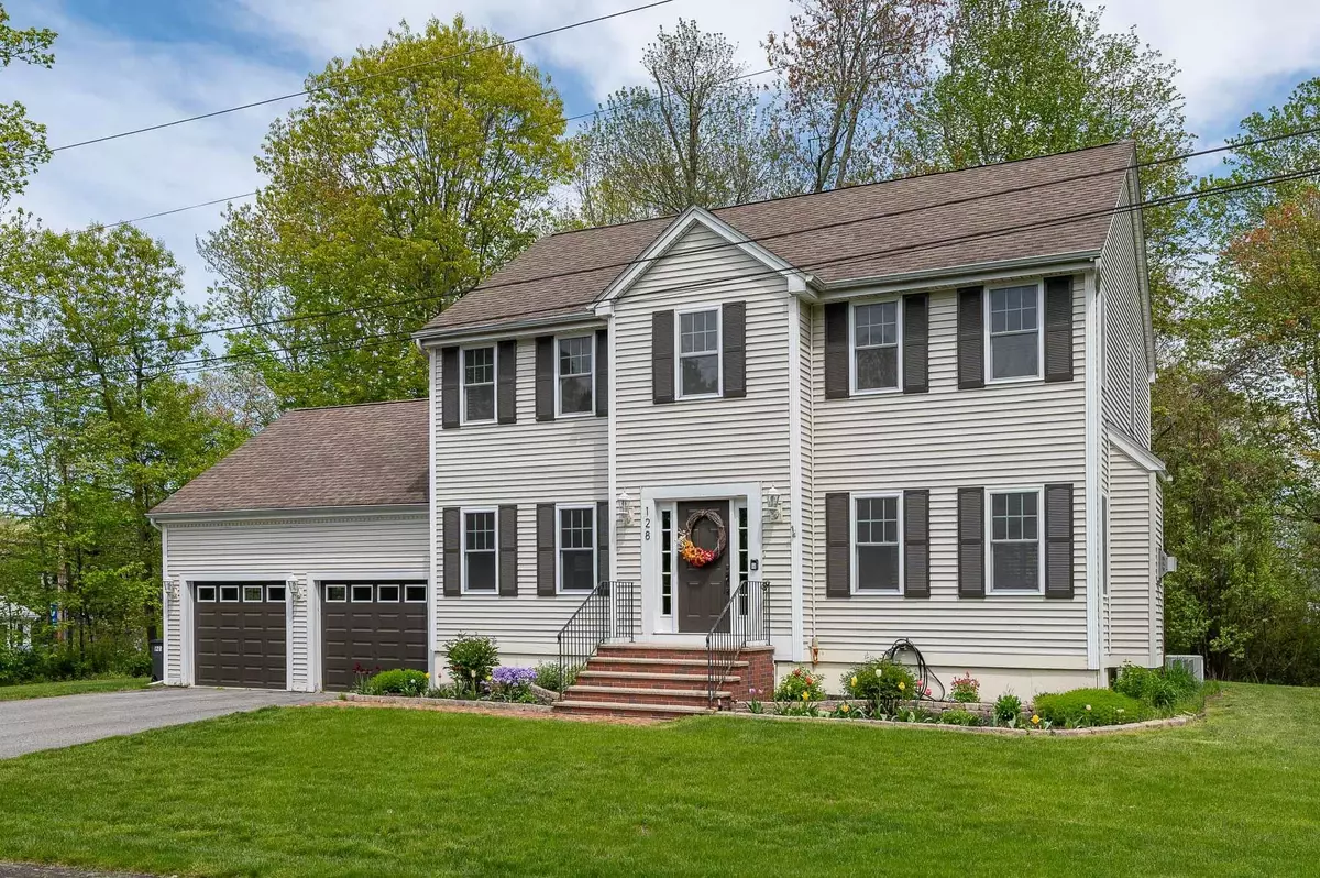 Seabrook, NH 03874,128 Walton RD