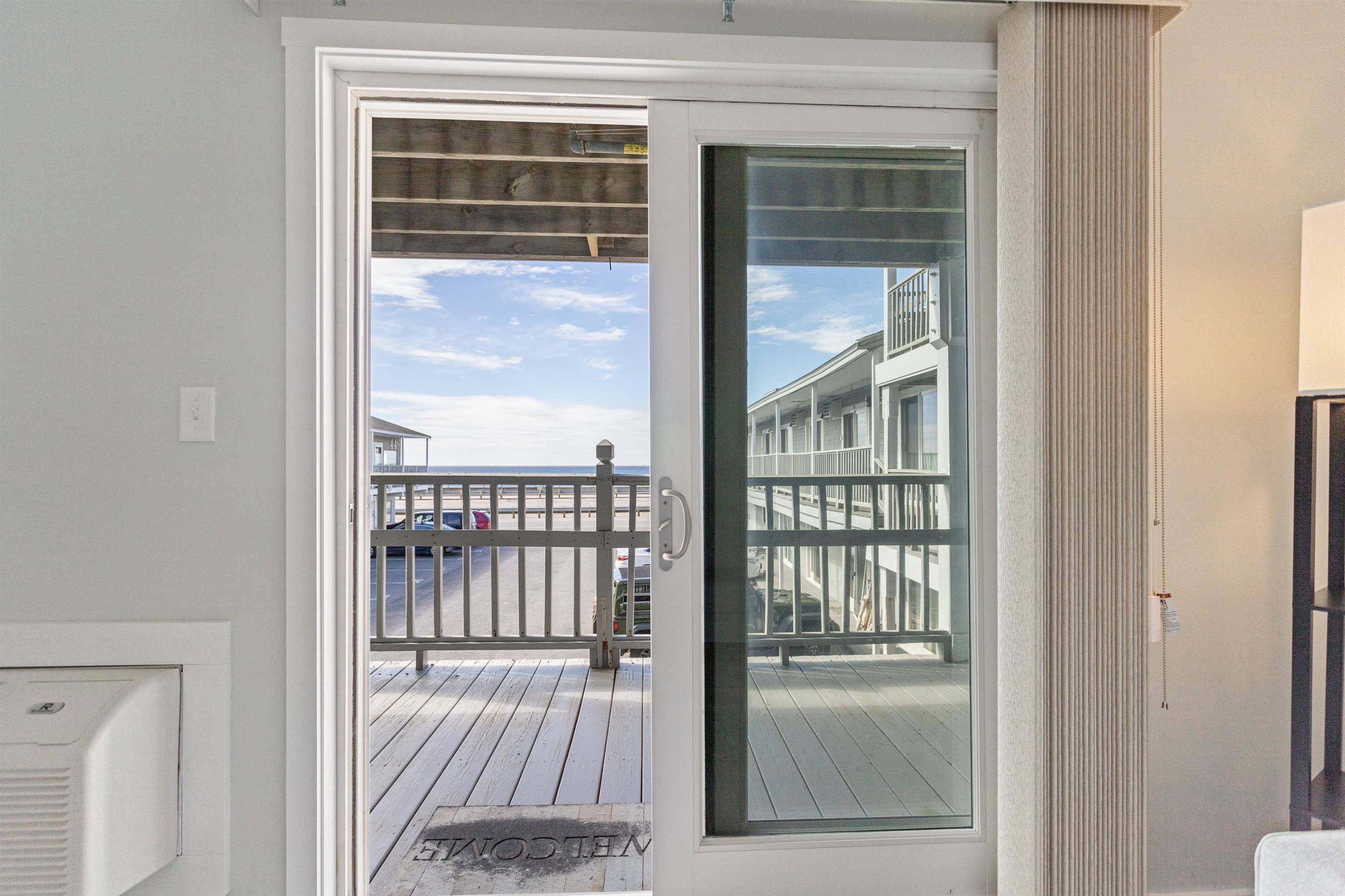 Hampton, NH 03842,449 Ocean BLVD #207