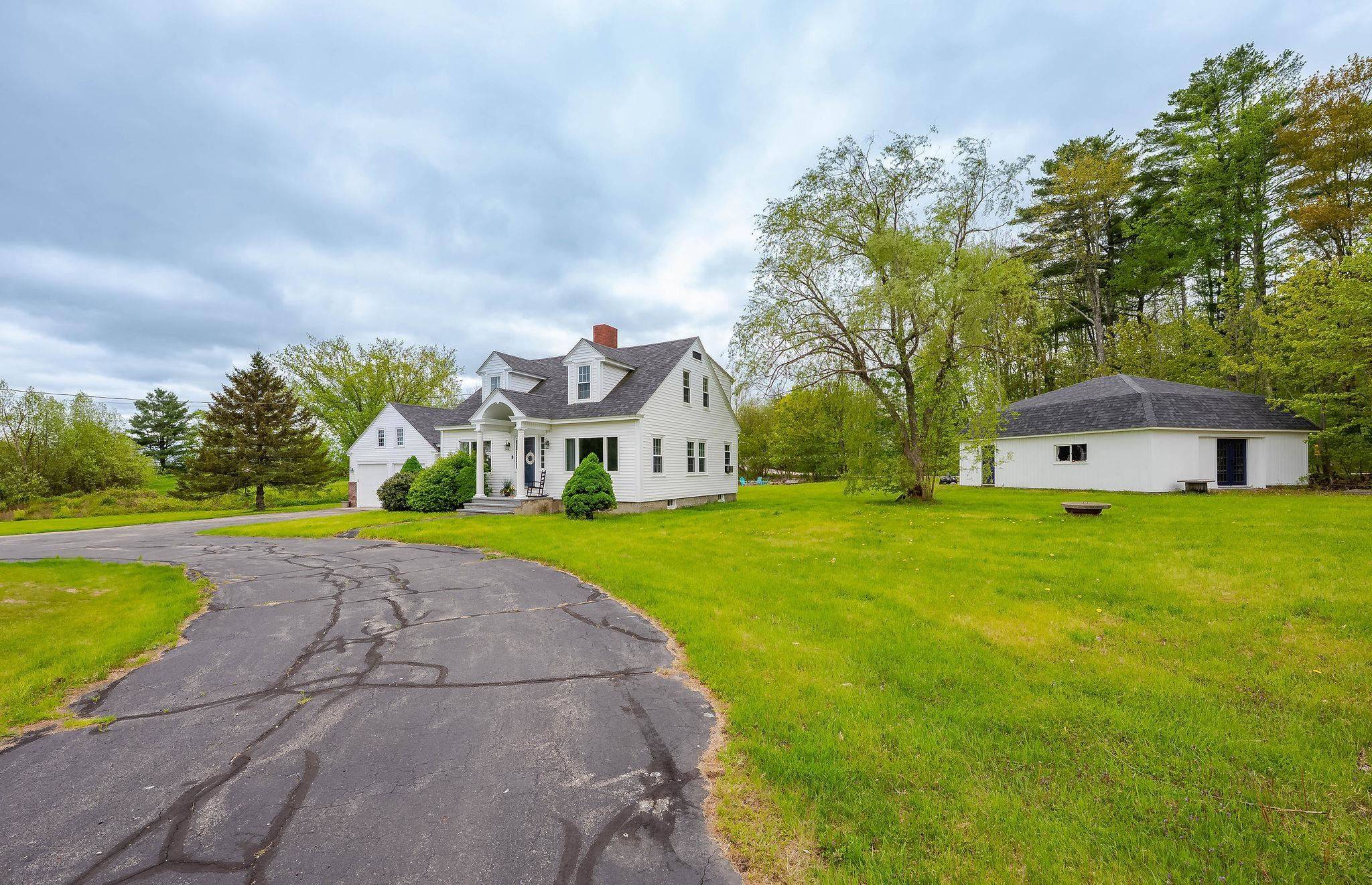 Middleton, NH 03887,25 Kings HWY