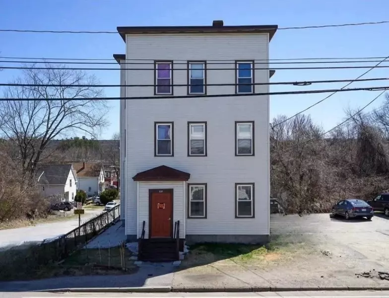 636 Second ST, Manchester, NH 03102