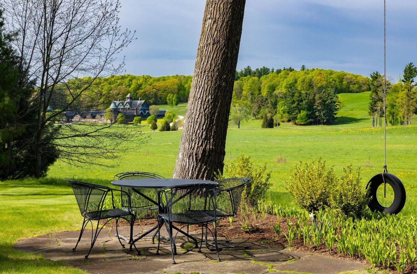 Shelburne, VT 05482,141 Pheasant Hill RD