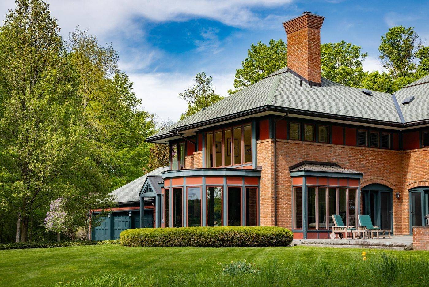 Shelburne, VT 05482,141 Pheasant Hill RD