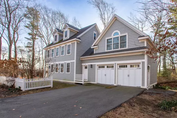Hampton, NH 03842,156 North Shore RD