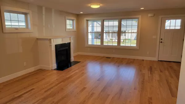 Epping, NH 03042,7 Mulberry LN #42