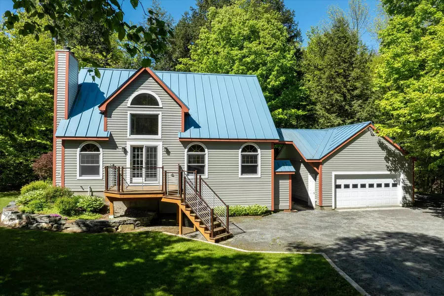 31 Plumley AVE, Ludlow, VT 05149