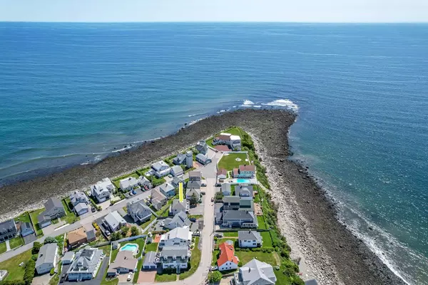 Hampton, NH 03842,31 Cliff AVE
