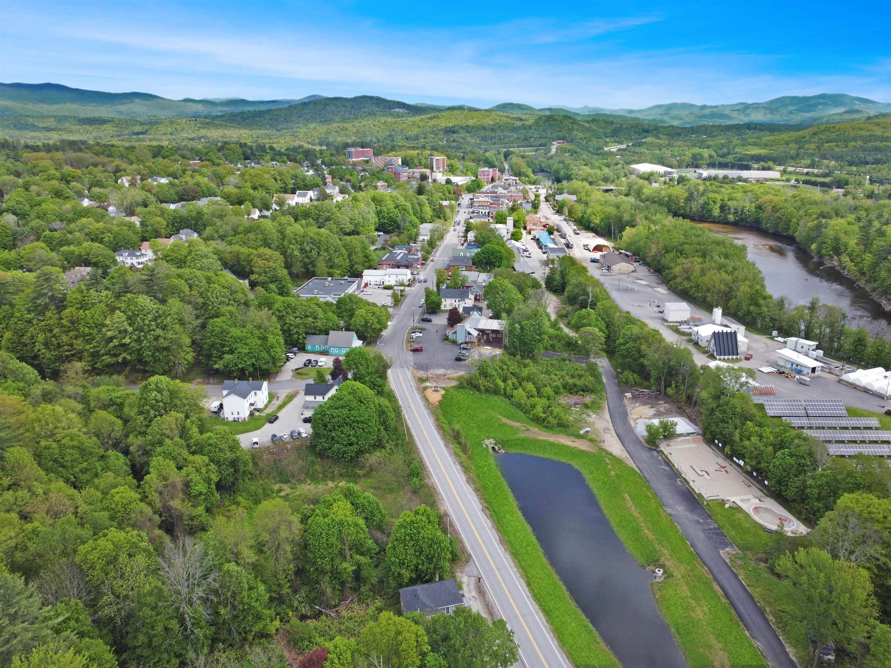 Plymouth, NH 03264,20 Daniel Webster HWY