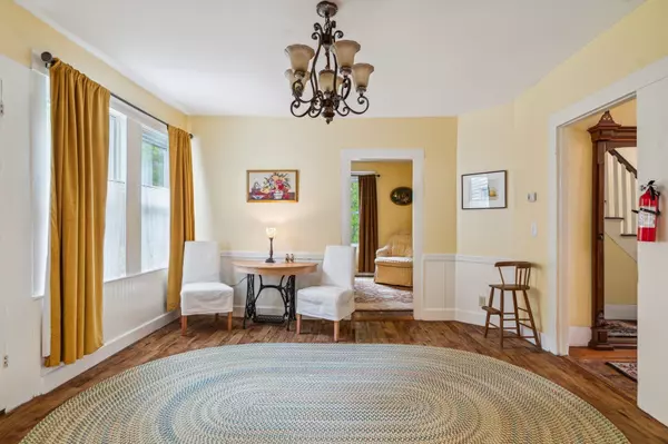 Chelsea, VT 05038,9 North Common