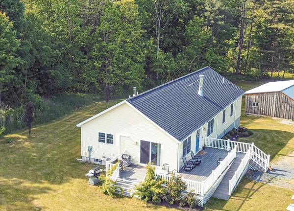 3900 Jersey ST, Panton, VT 05491